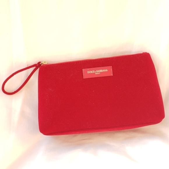Dolce & Gabbana
Women's Red Velvet Makeup Pouch - Picture 4 of 6